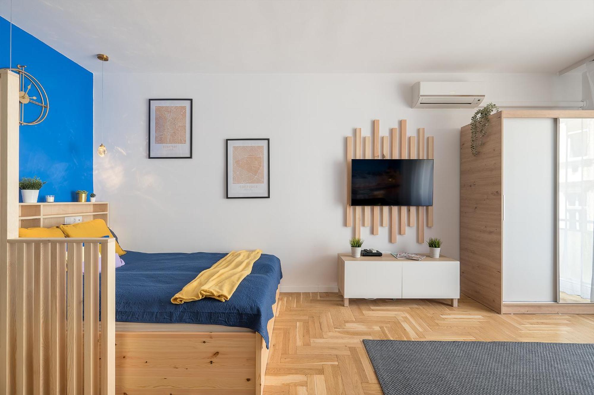 Newly Renovated!!! - Modern Apartment 10 Minutes From The Grand Boulevard Будапеща Екстериор снимка